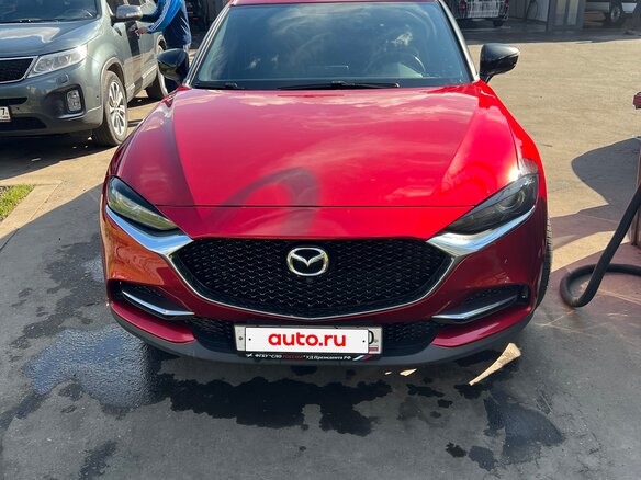 2023 Mazda CX-4 I Рестайлинг, красный, 2950000 рублей - вид 4