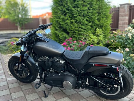 2019 Harley-Davidson Fat Bob, зелёный, 1400000 рублей, вид 4
