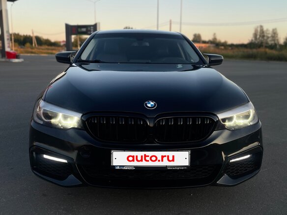 2018 BMW 5 серии 520i VII (G30/G31/G38), чёрный, 2150000 рублей - вид 1