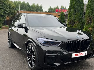 2022 BMW X5 45e IV (G05/G18), чёрный, 7300000 рублей, вид 3