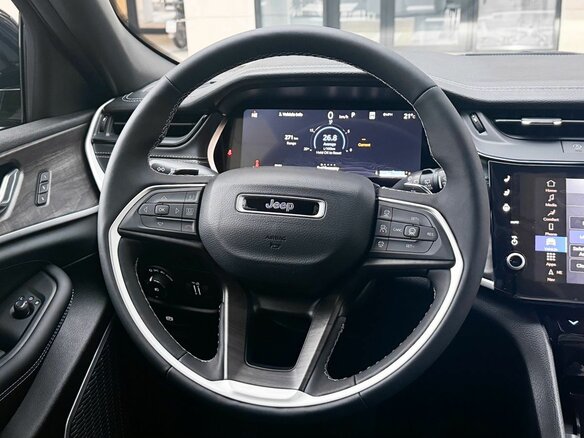 2026 Jeep Grand Cherokee V (WL) Рестайлинг, серый, 9990000 рублей - вид 12
