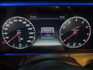 2018 Mercedes-Benz E-Класс 200 V (W213, S213, C238), чёрный, 4200000 рублей, вид 3