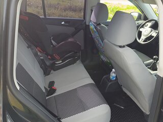 2010 Volkswagen Tiguan I, чёрный, 850000 рублей, вид 5