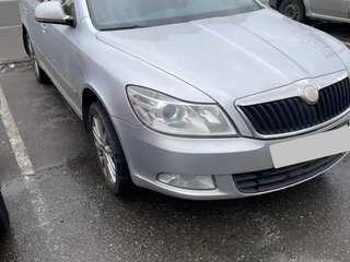 2010 Skoda Octavia I (A4) Рестайлинг, серебристый, 800000 рублей, вид 3