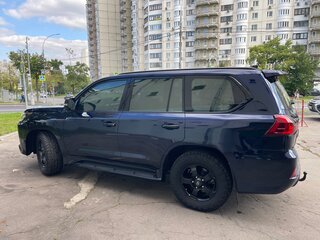 2017 Lexus LX 570 III Рестайлинг 2, синий, 10550000 рублей, вид 5