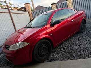 2004 Renault Megane II, красный, 700000 рублей, вид 3