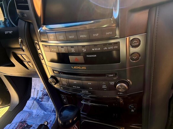 2007 Lexus LX 570 III, чёрный, 2750000 рублей - вид 15