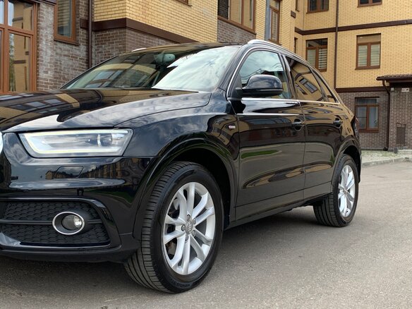 2013 Audi Q3 I (8U), чёрный - вид 5