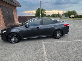 2016 Kia Optima IV, серый, 1850000 рублей, вид 3