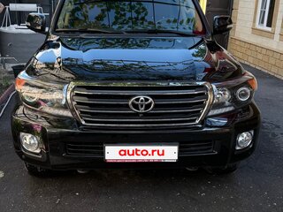 2014 Toyota Land Cruiser 200 Series Рестайлинг 1, чёрный, 8500000 рублей, вид 1