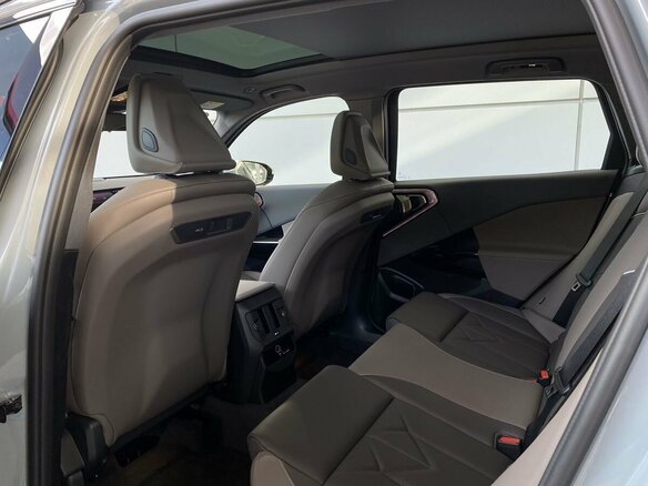 2025 BMW X3 Long 30L xDrive IV (G45/G48), серый, 7290000 рублей - вид 13