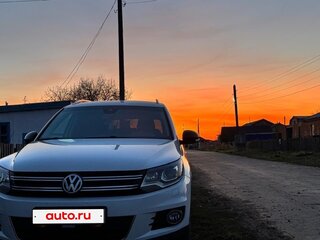 2013 Volkswagen Tiguan I Рестайлинг, белый, 1540000 рублей, вид 1