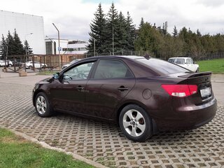 2010 Kia Cerato 4-speed II, пурпурный, 650000 рублей, вид 5
