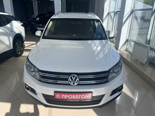 2012 Volkswagen Tiguan I Рестайлинг, белый, 1049000 рублей, вид 2