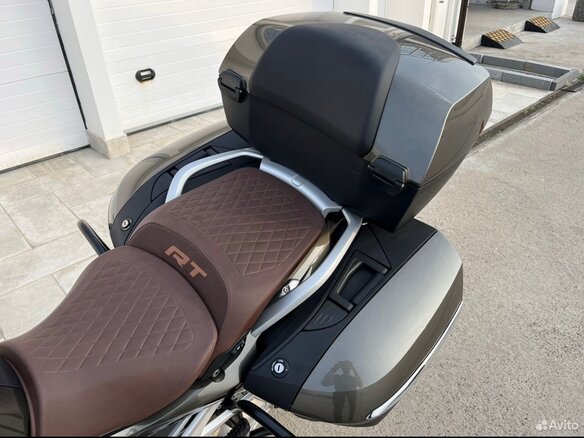 2020 BMW R 1250 RT, зелёный, 2100000 рублей - вид 2
