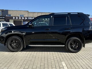 2017 Toyota Land Cruiser Prado 150 Series Рестайлинг 1, чёрный, 4300000 рублей, вид 2