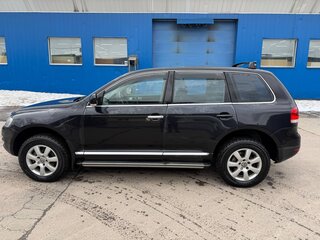 2006 Volkswagen Touareg I, чёрный, 700000 рублей, вид 4
