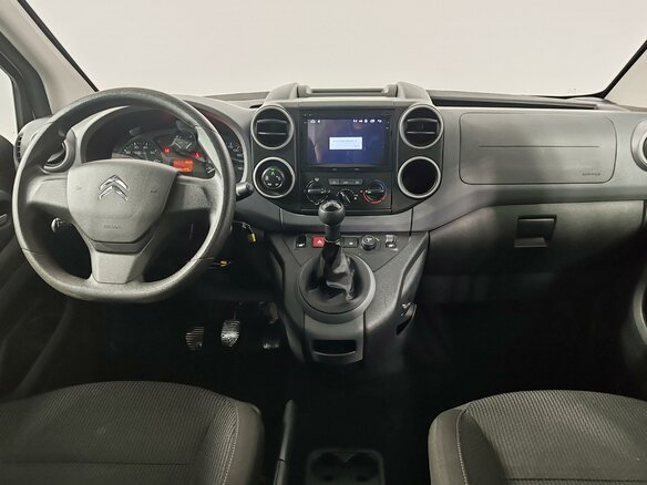 2022 Citroen Berlingo II Рестайлинг 2, серый, 1449000 рублей - вид 17