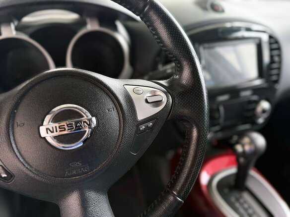 2012 Nissan Juke I, белый - вид 12