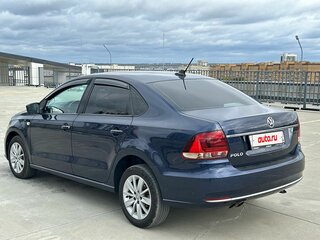 2017 Volkswagen Polo V Рестайлинг, синий, 1029000 рублей, вид 3