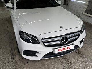 2019 Mercedes-Benz E-Класс 200 V (W213, S213, C238), белый, 3700000 рублей, вид 1