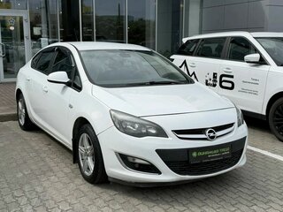 2012 Opel Astra J Рестайлинг, белый, 581000 рублей, вид 3