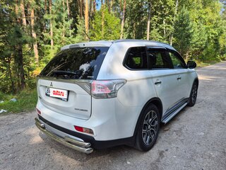 2014 Mitsubishi Outlander III, белый, 1760000 рублей, вид 5
