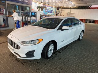 2019 Ford Fusion (North America) II Рестайлинг, белый, 1700000 рублей, вид 1