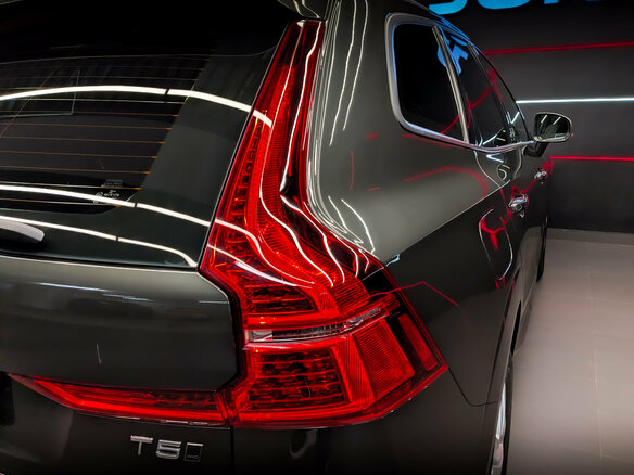 2020 Volvo XC60 II, зелёный - вид 29