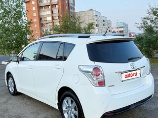 2014 Toyota Verso I Рестайлинг, белый, 1400000 рублей, вид 3