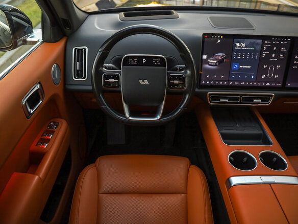2024 Li Auto (Lixiang) L7 52.3 kWh I Рестайлинг, чёрный, 6699000 рублей - вид 16