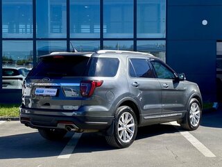 2018 Ford Explorer V Рестайлинг 2, серый, 2749000 рублей, вид 5
