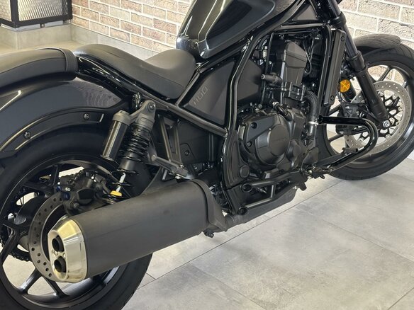 2022 Honda CMX 1100 Rebel, чёрный, 1011000 рублей - вид 13