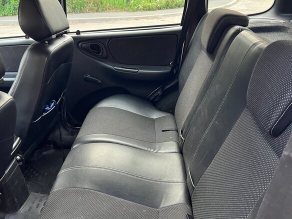 2011 Chevrolet Niva I Рестайлинг, серый, 520000 рублей - вид 14