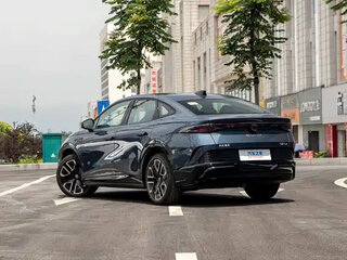 2026 Volkswagen ID.Unyx 07, серый, 3950206 рублей, вид 5