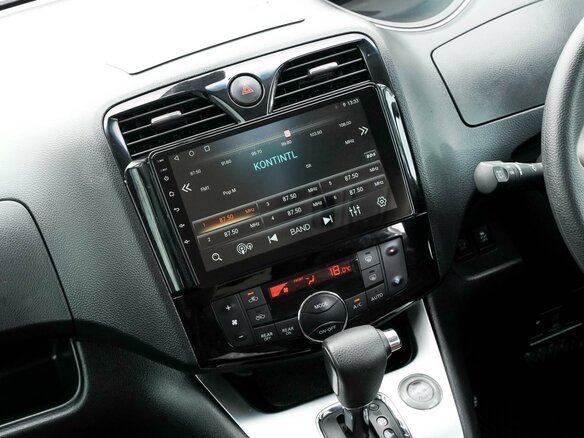 2016 Nissan Serena IV (C26), оранжевый - вид 22