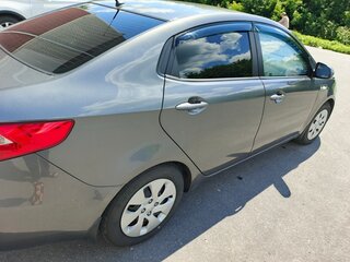 2013 Kia Rio III, серый, 670000 рублей, вид 4