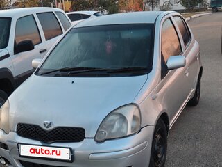 2003 Toyota Vitz I (P10), серебристый, 420000 рублей, вид 2