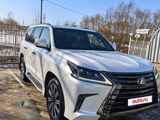 2018 Lexus LX 570 III Рестайлинг 2, белый, 9500000 рублей, вид 3