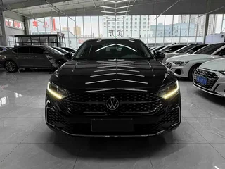 2023 Volkswagen Passat B8 Рестайлинг, чёрный, 2400000 рублей, вид 2