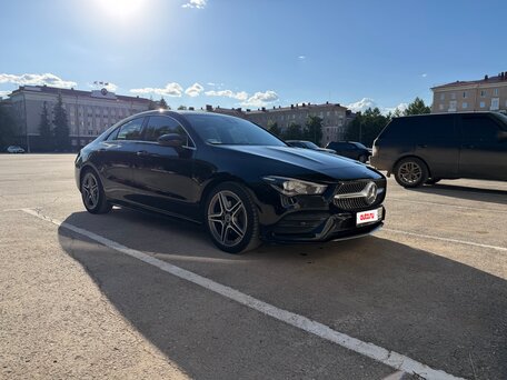 2020 Mercedes-Benz CLA 180 II (C118, X118), чёрный, 2850000 рублей, вид 1