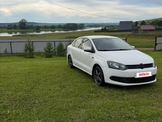 2013 Volkswagen Polo V, белый, 550000 рублей, вид 3
