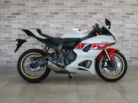 2022 Yamaha YZF-R7, белый, 831000 рублей, вид 1