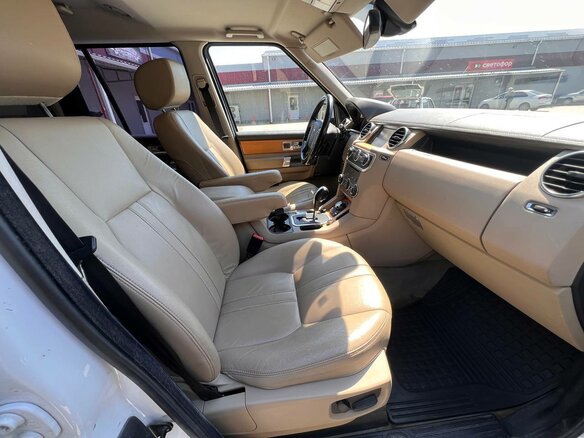 2011 Land Rover Discovery IV, белый, 1750000 рублей - вид 10