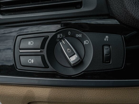 2014 BMW X3 20i xDrive II (F25) Рестайлинг, белый - вид 16