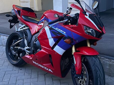 2022 Honda CBR 600RR, красный, 1100000 рублей, вид 1