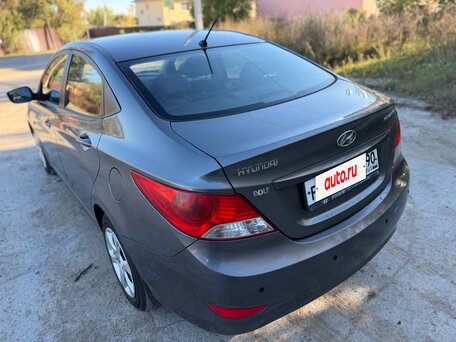 2012 Hyundai Solaris I, серый, 495000 рублей, вид 5