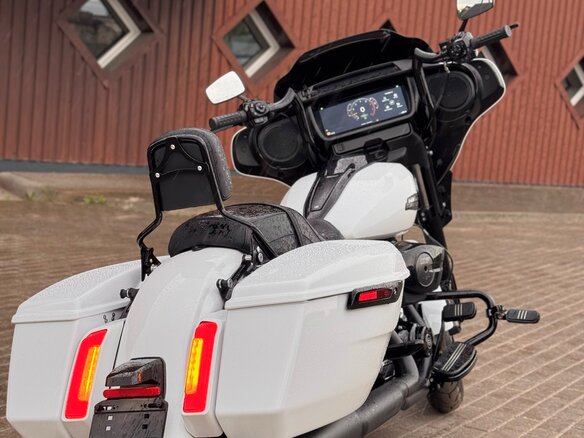 2024 Harley-Davidson Street Glide, белый, 2750000 рублей - вид 18