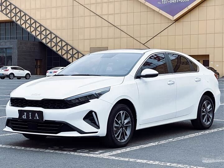 Открыть фотографии: Kia K3 II (China Market) Рестайлинг