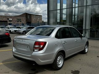 2026 Lada (ВАЗ) Granta I Рестайлинг, серебристый, 1090000 рублей, вид 5